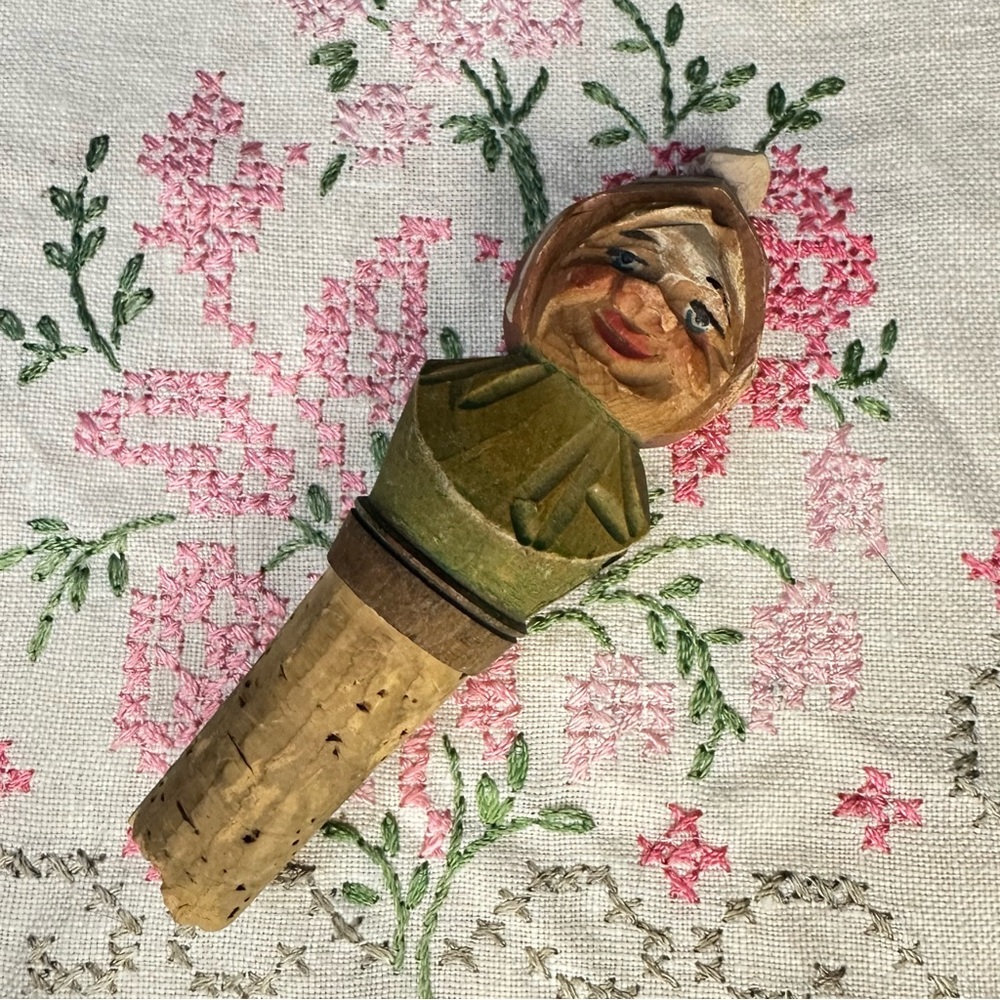 Vintage Hand-Carved Folk Art Wooden Bottle Stopper – Character Head
